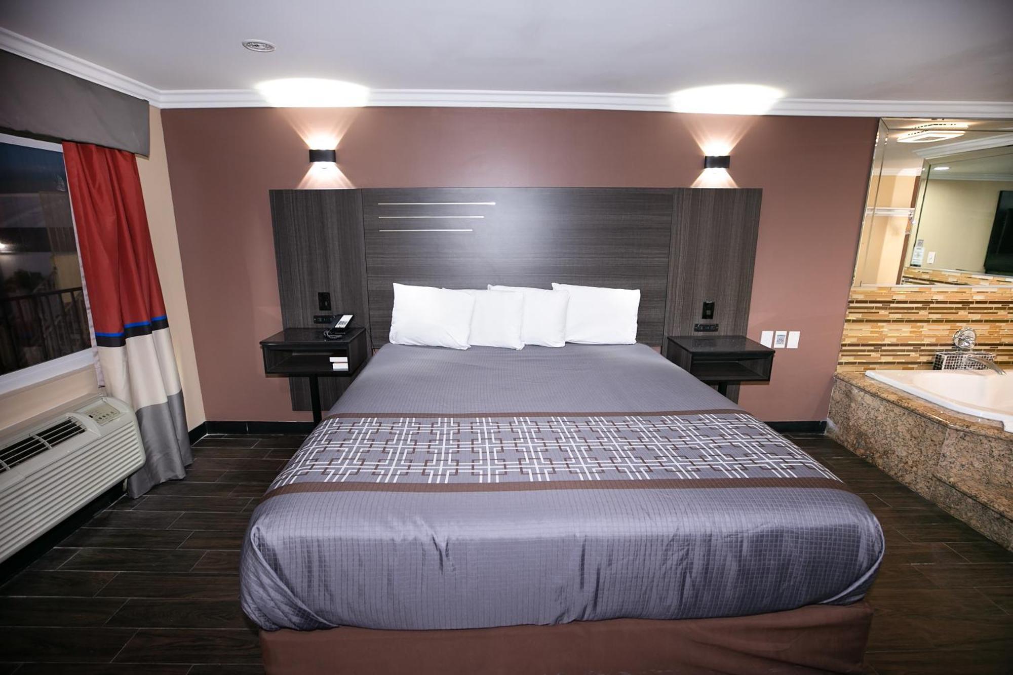 Rodeway Inn & Suites Bellflower Exteriör bild
